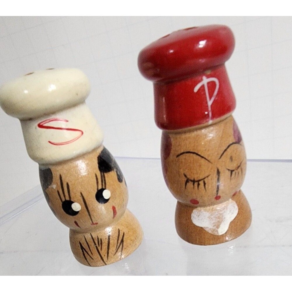 Miniature Chefs Salty And Peppy Salt And Pepper Shakers Wooden Japan